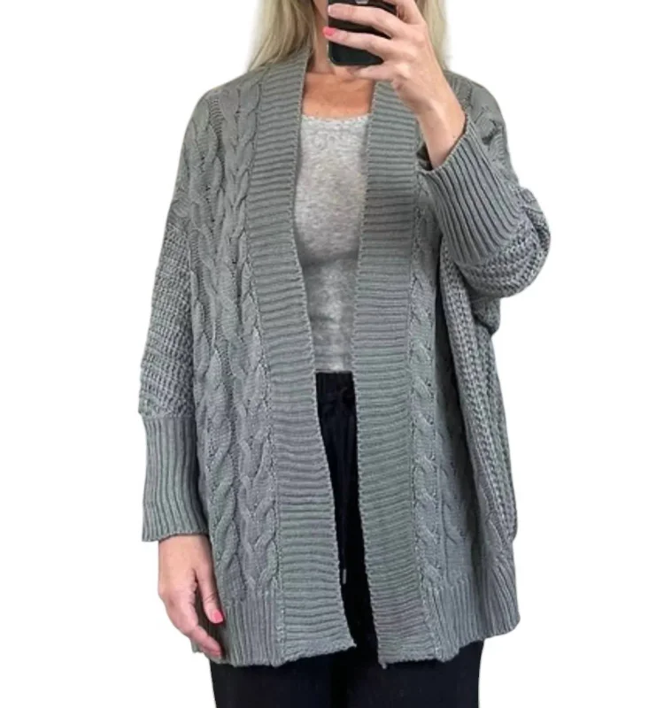 Cableknit Cardigan In Grey